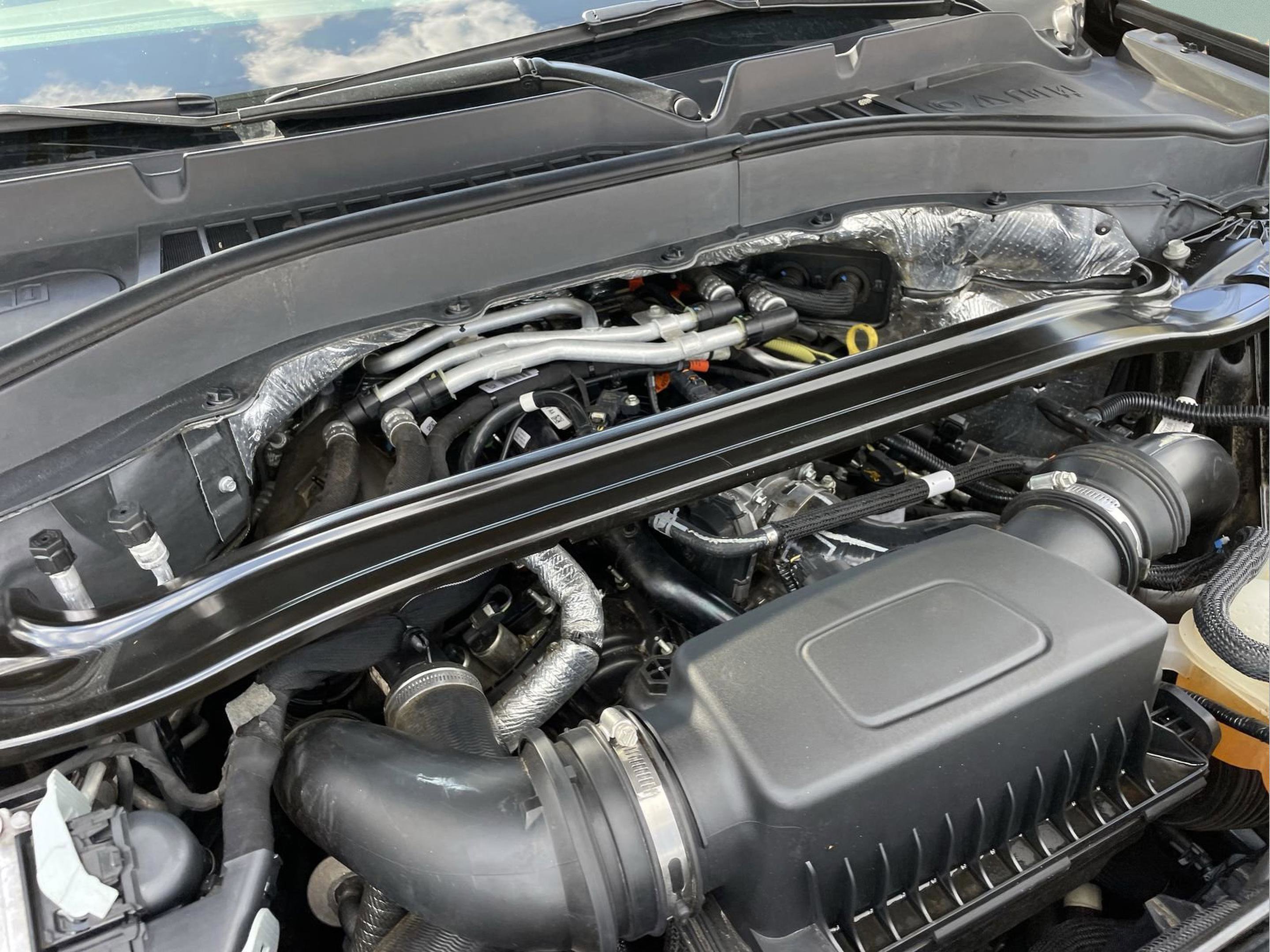 Used 2020 Ford Explorer Platinum w/ Premium Technology Package image 28