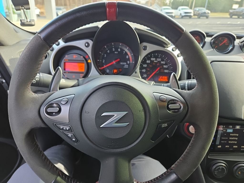 Used 2020 Nissan 370Z Sport image 13