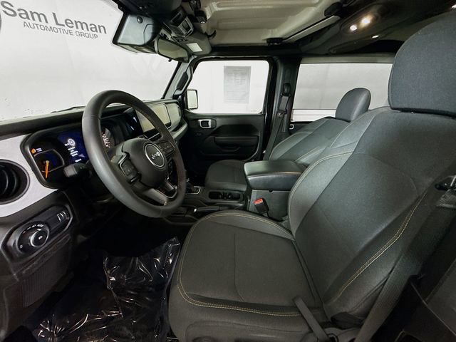 Used 2024 Jeep Wrangler Willys image 19