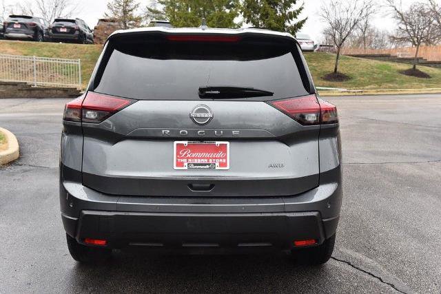 Certified 2025 Nissan Rogue SV image 6