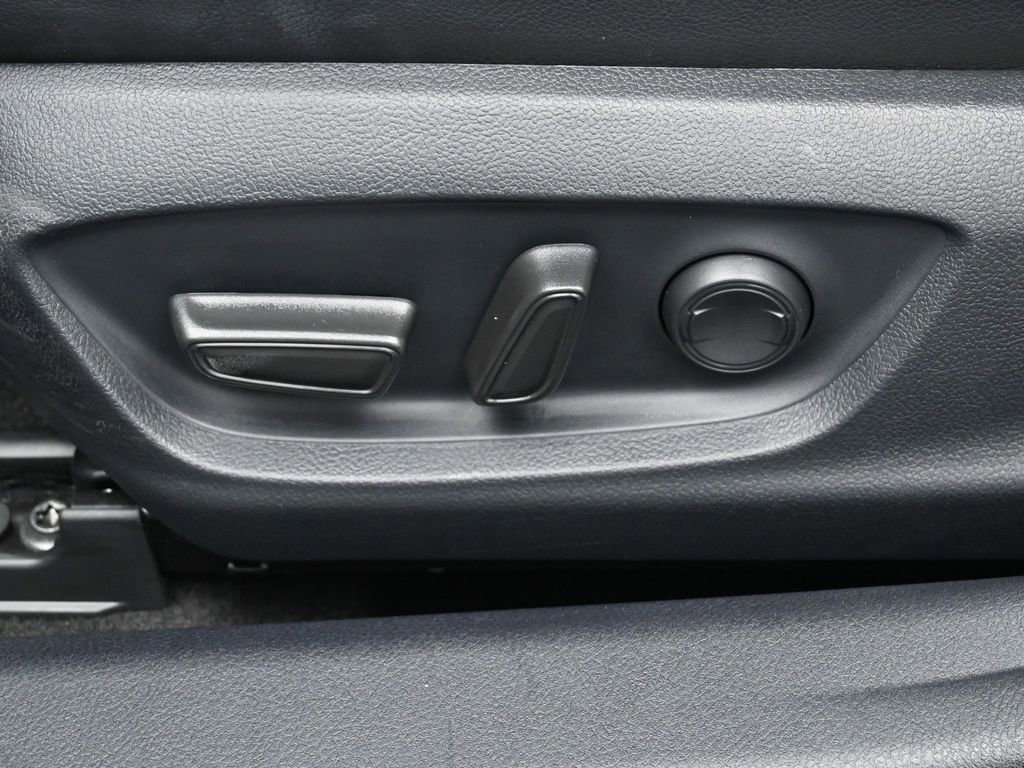 Certified 2023 Toyota Camry SE FWD image 12