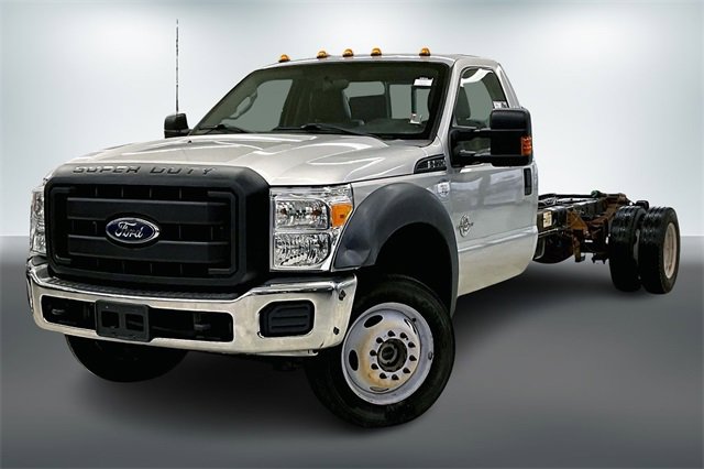 Used 2015 Ford F550 4x4 Regular Cab Super Duty image 3