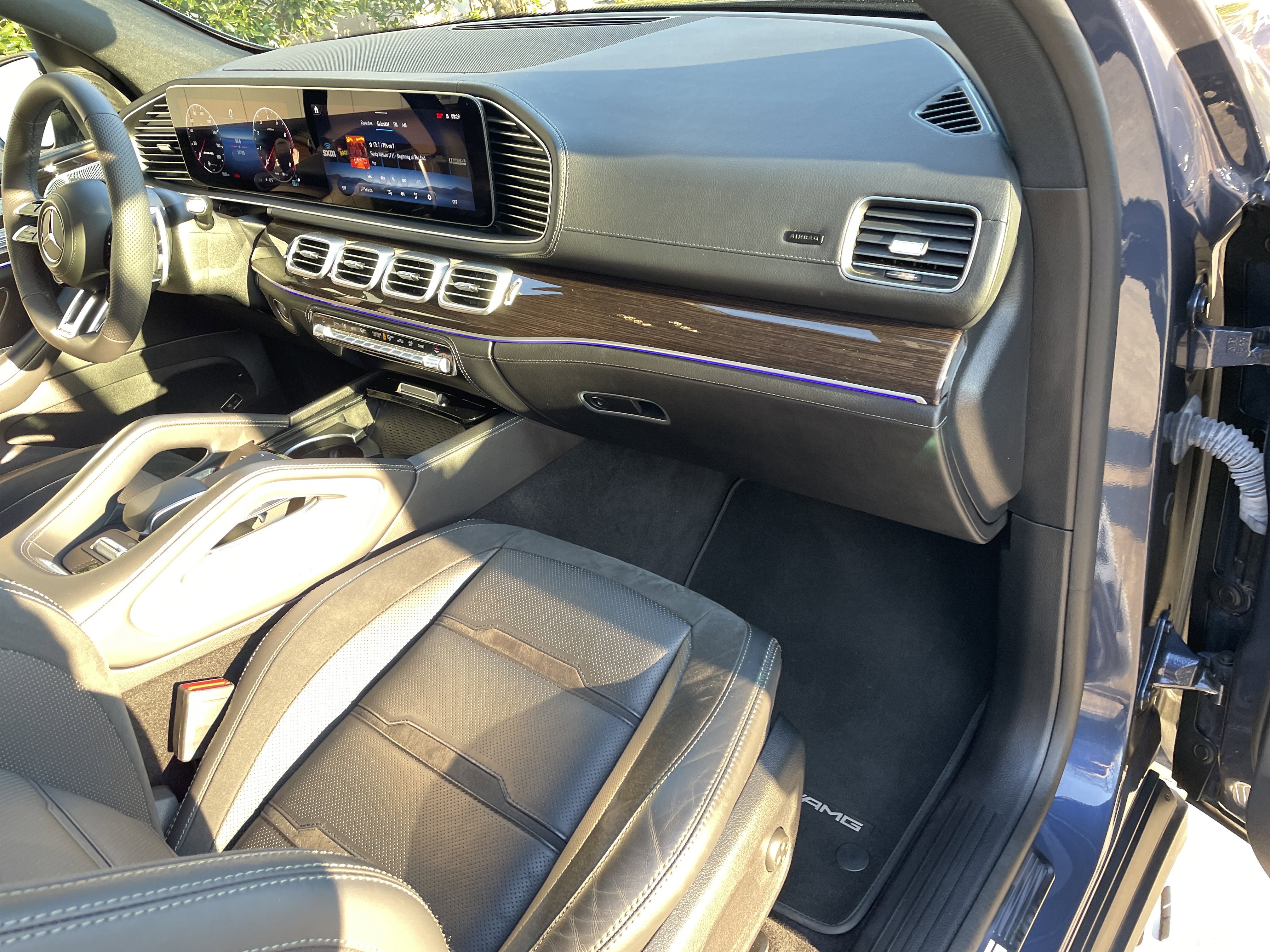 Certified 2024 Mercedes-Benz GLE 53 AMG 4MATIC image 47