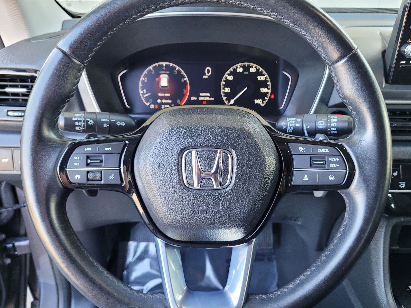 Used 2023 Honda Pilot Touring image 30