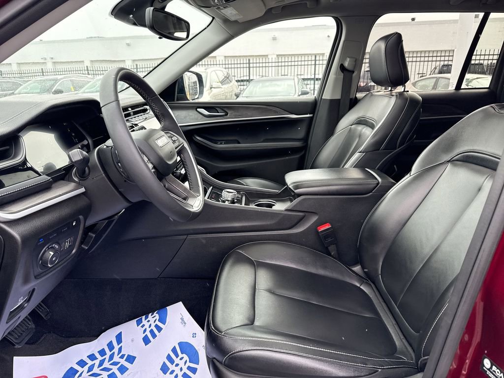 Used 2024 Jeep Grand Cherokee Limited 4xe image 24