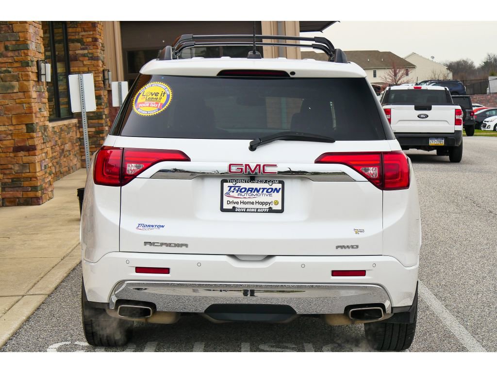 Used 2019 GMC Acadia Denali w/ Technology Package AWD/4WD image 4
