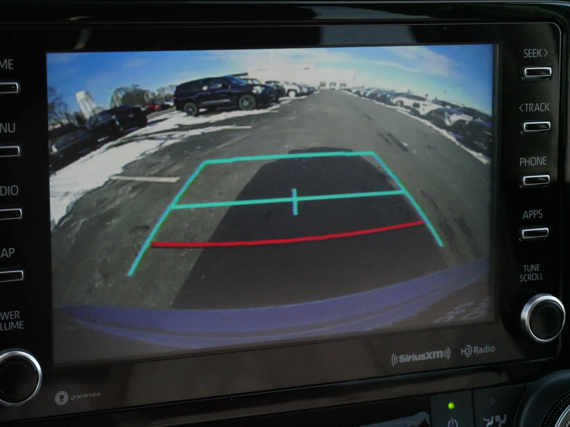 Used 2022 Toyota Highlander LE image 30