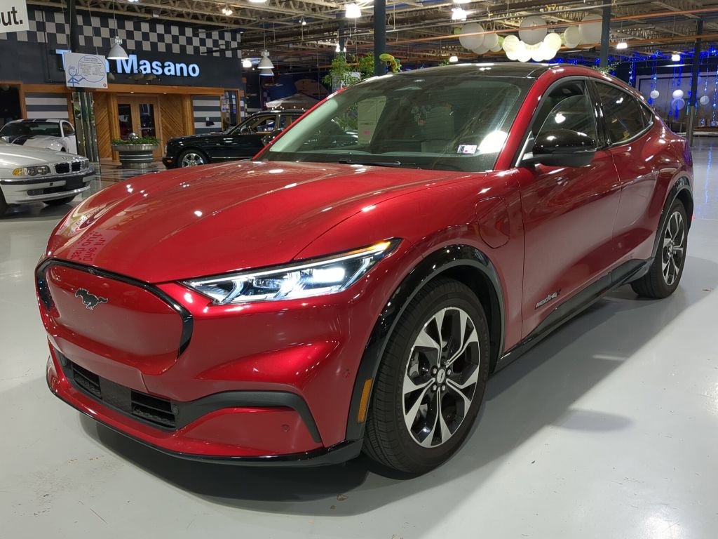 Used 2021 Ford Mustang Mach-E Premium AWD/4WD video 1