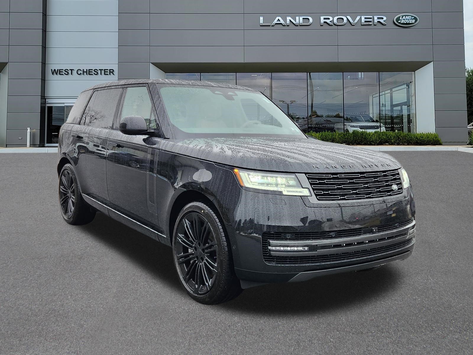 New 2026 Land Rover Range Rover Long Wheelbase SE image 2