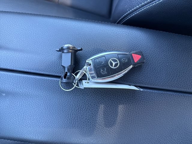 Used 2014 Mercedes-Benz E 350 4MATIC Sedan image 29