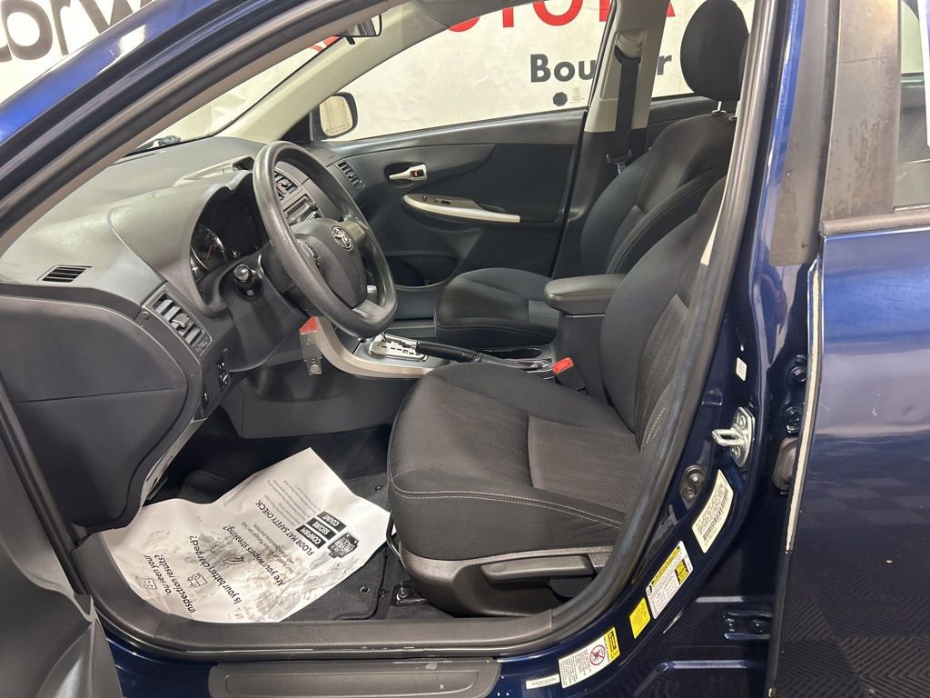 Used 2012 Toyota Corolla S image 22