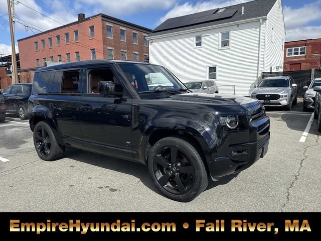 Used 2024 Land Rover Defender 110 V8 image 2