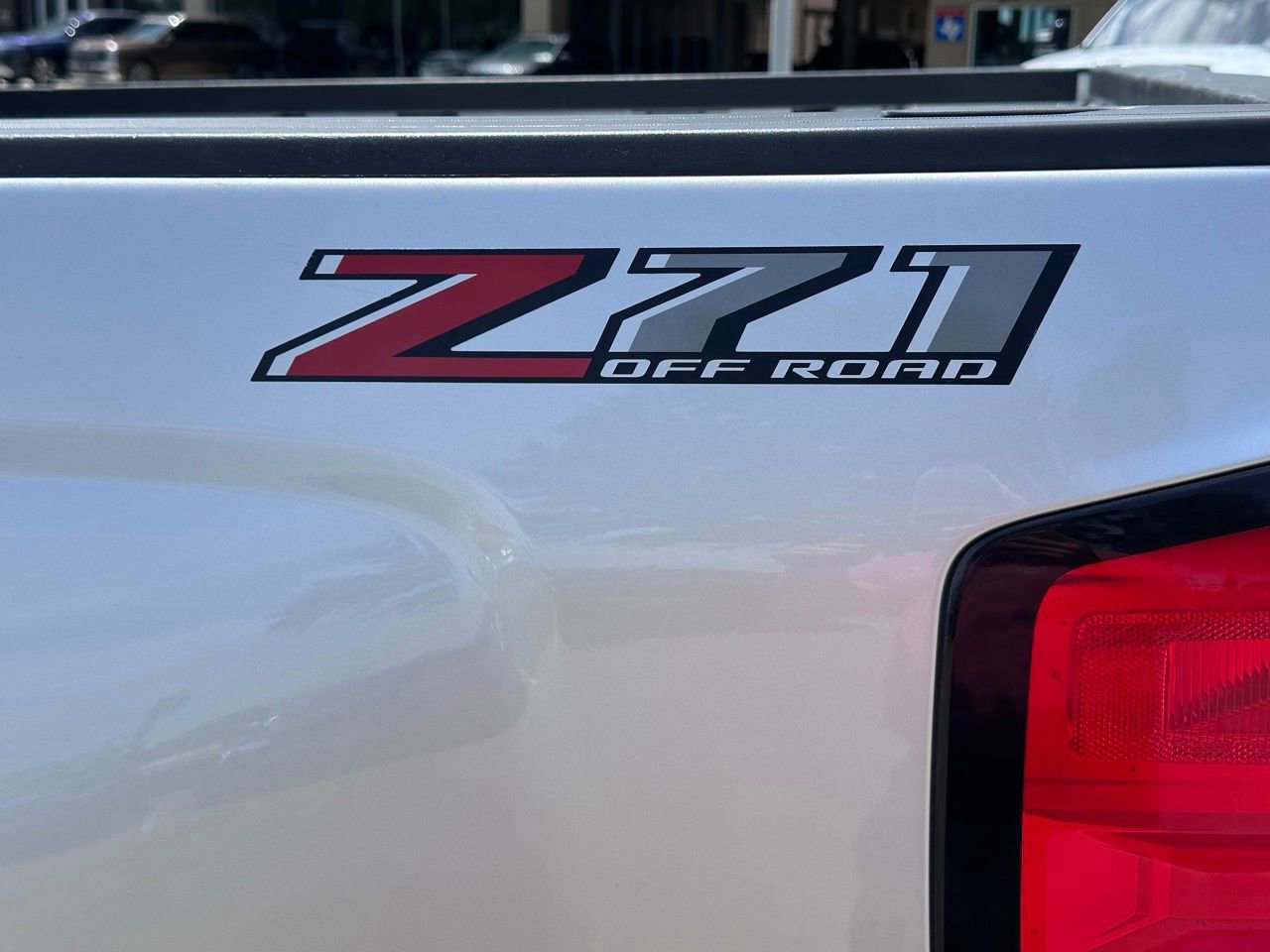 Used 2018 Chevrolet Silverado 1500 LT w/ Texas Edition AWD/4WD image 14