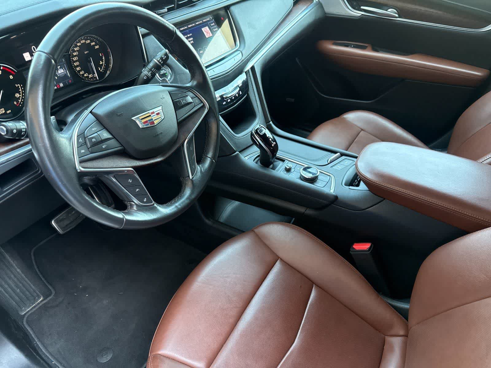 Used 2023 Cadillac XT5 Sportv AWD/4WD image 11