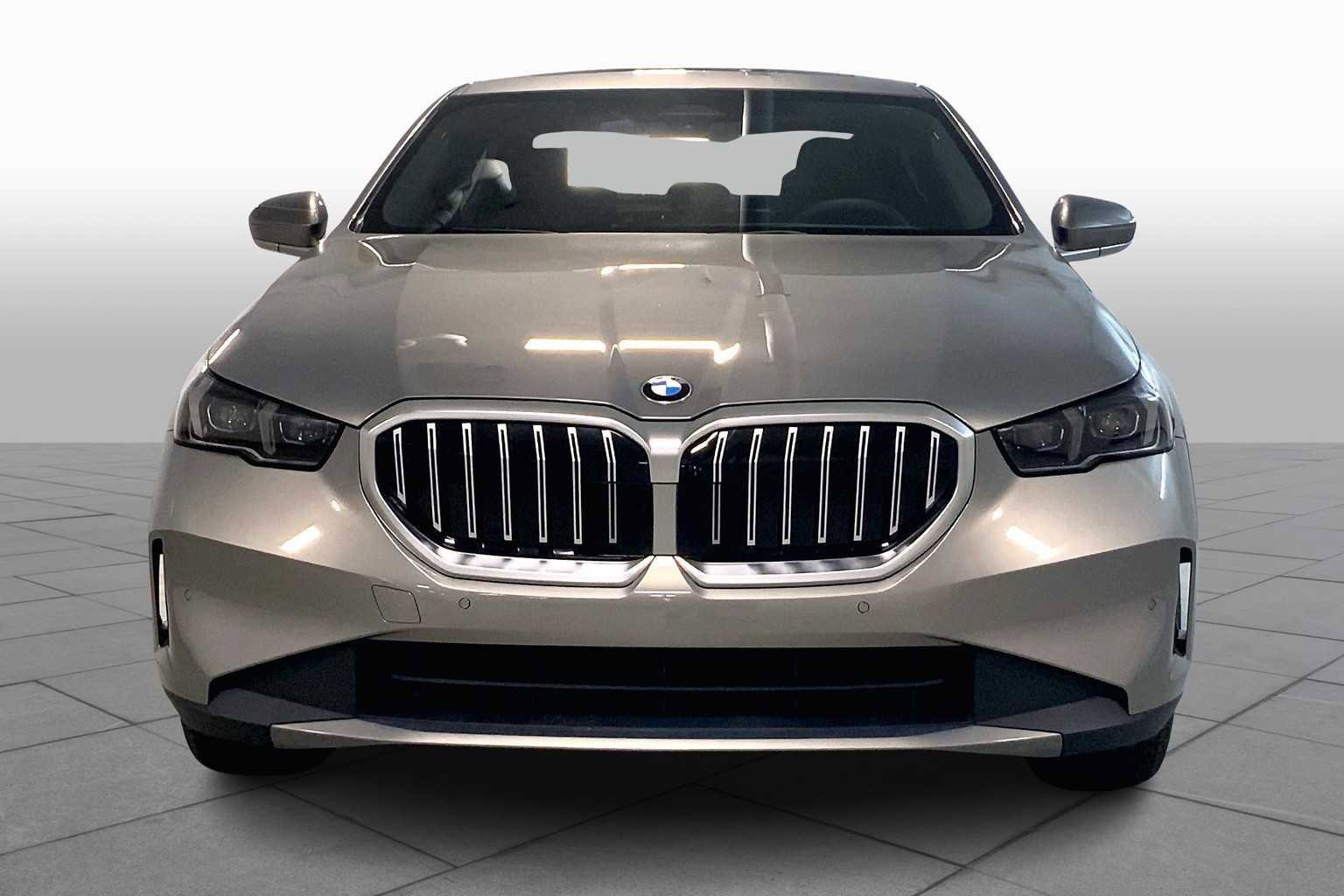New 2026 BMW 530i xDrive w/ Premium Package AWD/4WD image 3