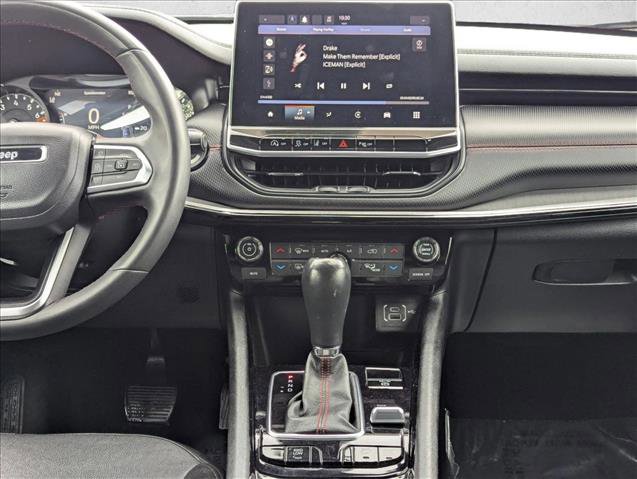 Used 2023 Jeep Compass Trailhawk AWD/4WD image 14