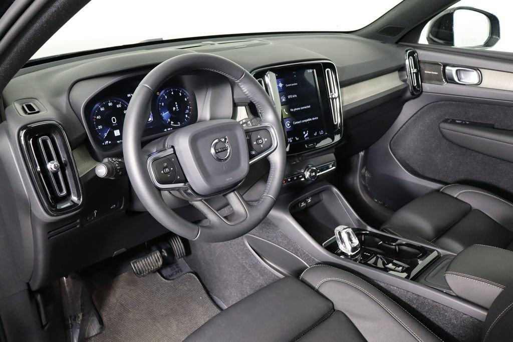 Used 2019 Volvo XC40 T5 Inscription AWD/4WD image 27