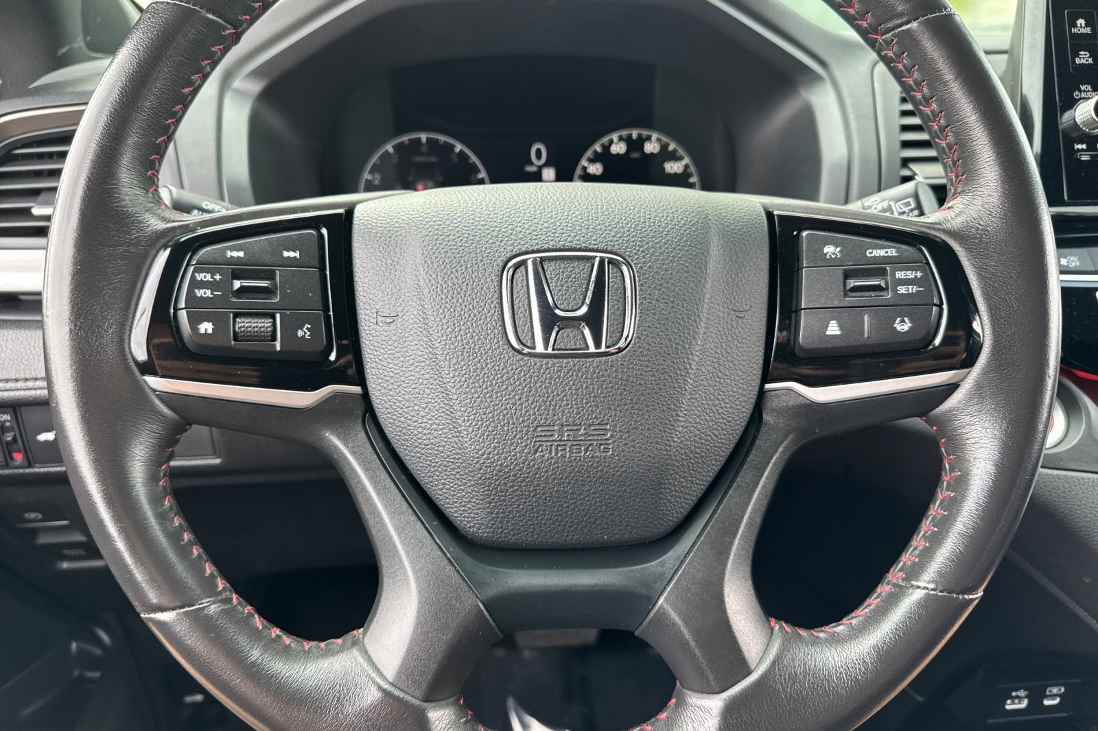 Used 2025 Honda Odyssey Sport-L image 16