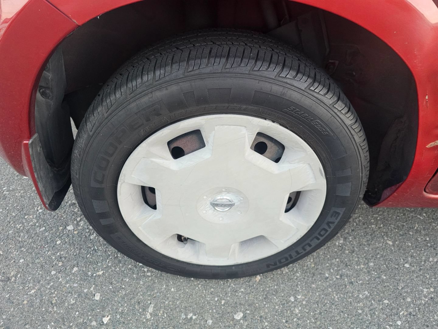 Used 2012 Nissan Cube 1.8 w/ Interior Designer Pkg FWD image 27