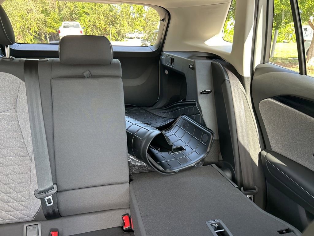 New 2026 Volkswagen Tiguan S image 13