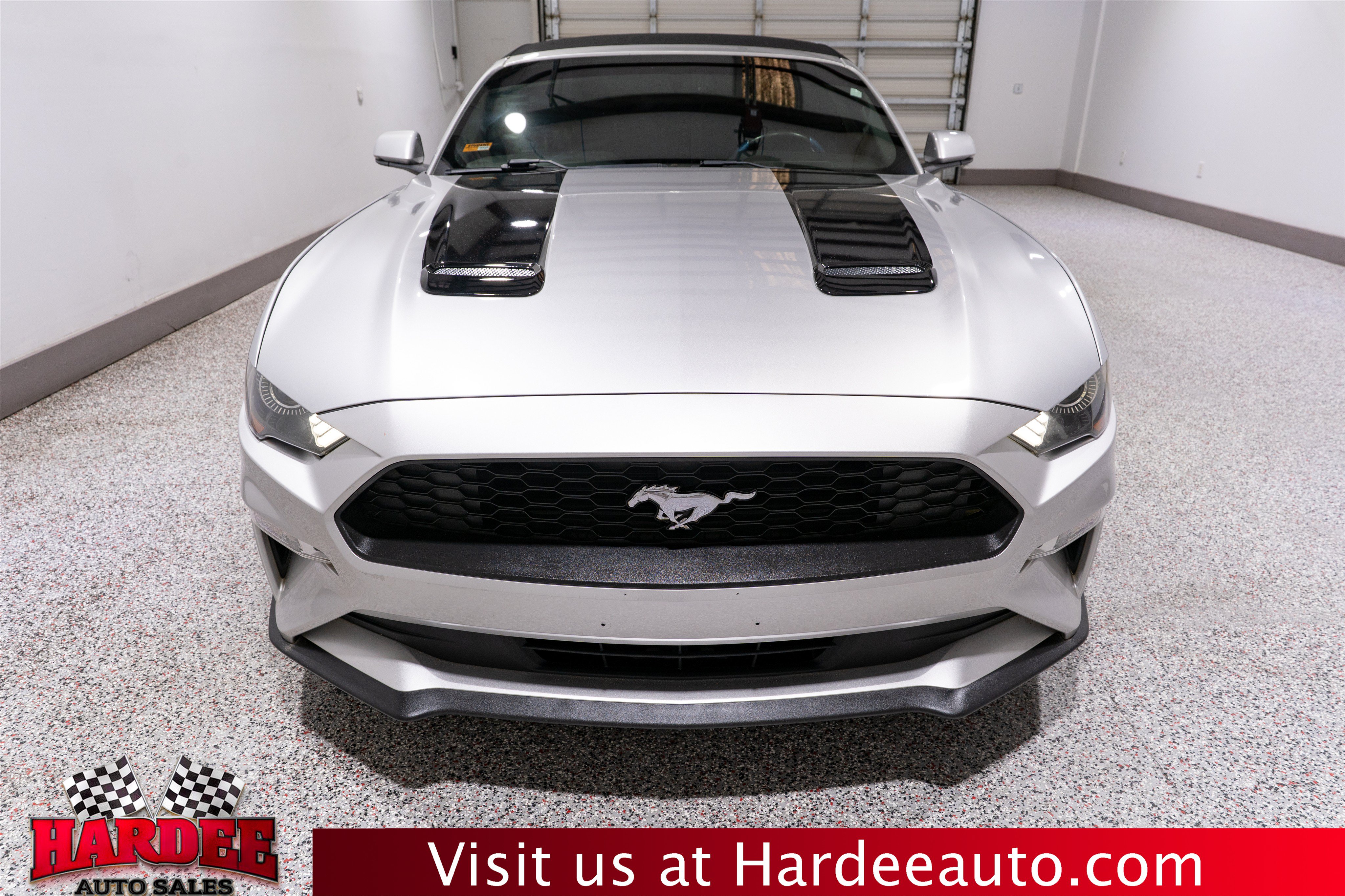 Used 2019 Ford Mustang Premium RWD image 11