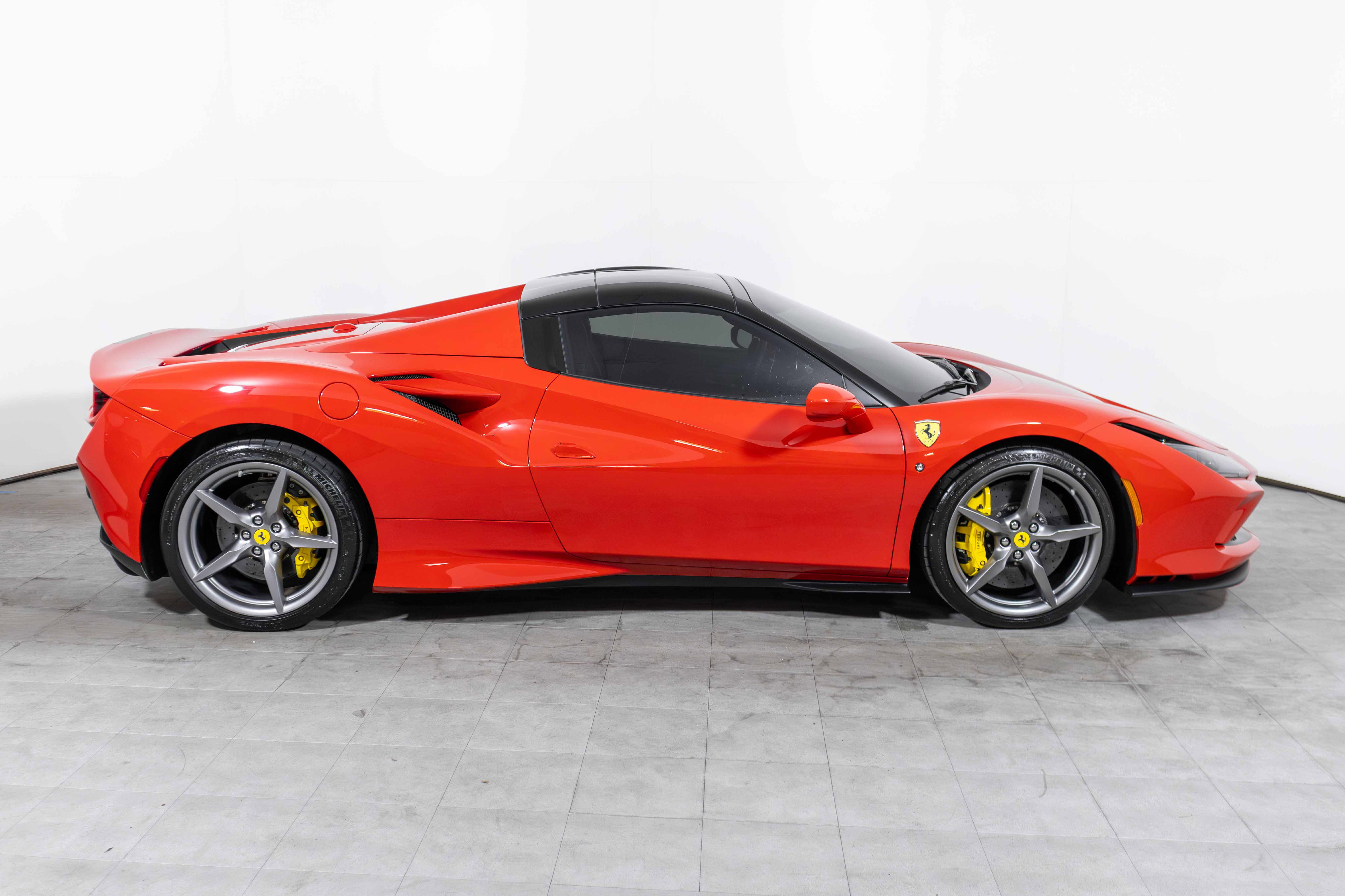 Certified 2023 Ferrari F8 Tributo image 13
