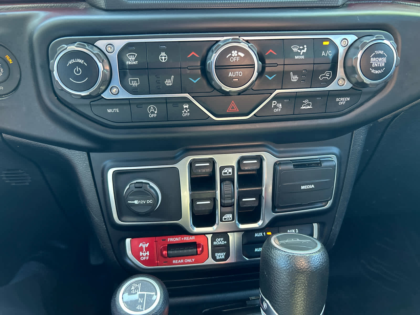 Used 2021 Jeep Gladiator Rubicon image 30