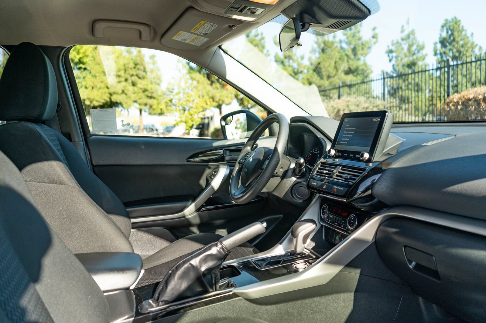 Used 2025 Mitsubishi Eclipse Cross LE AWD/4WD image 20