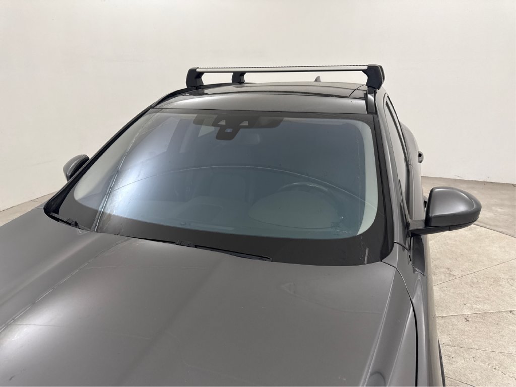 Used 2018 Jaguar F-PACE Premium AWD/4WD image 15