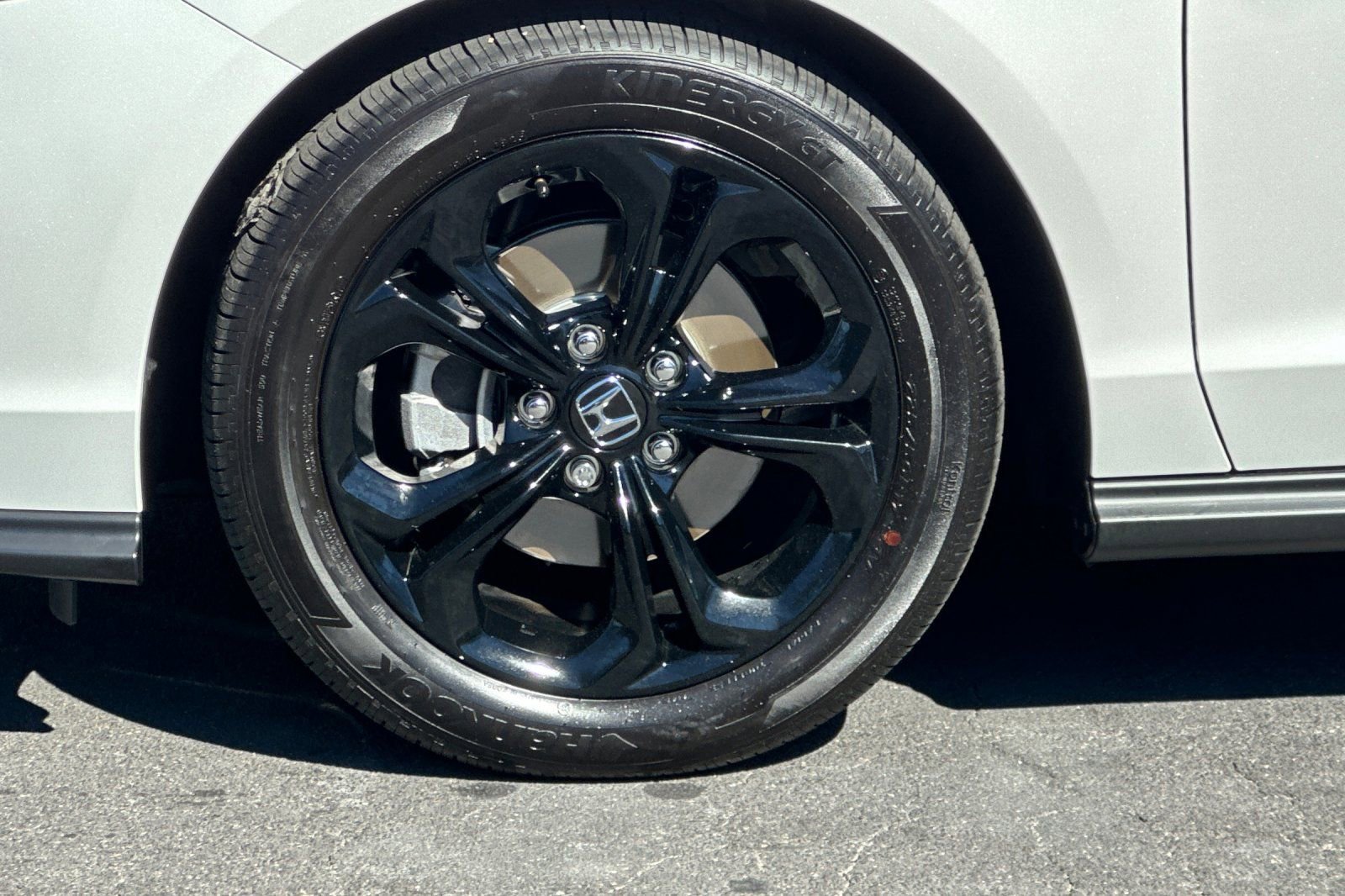 Certified 2025 Honda Accord SE image 32