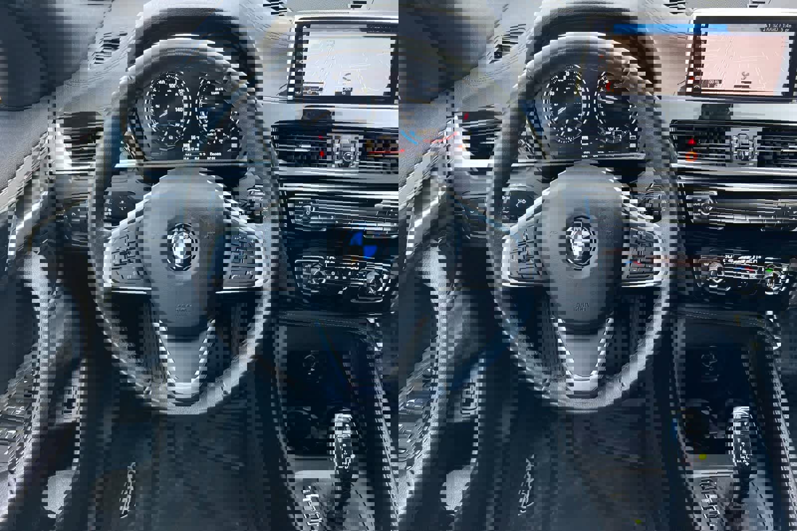 Used 2020 BMW X2 xDrive28i image 16