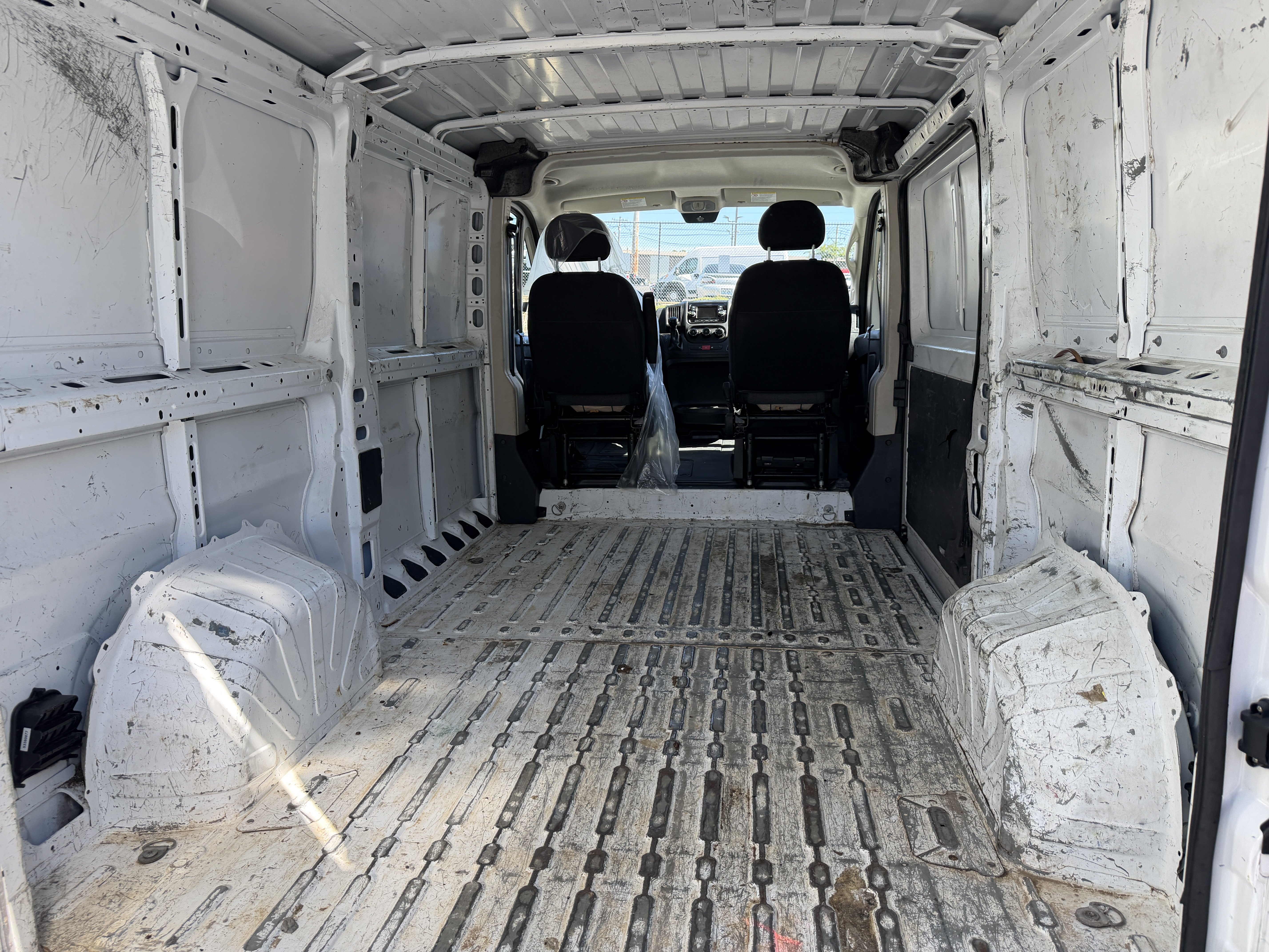 Used 2018 RAM ProMaster 1500 FWD image 25