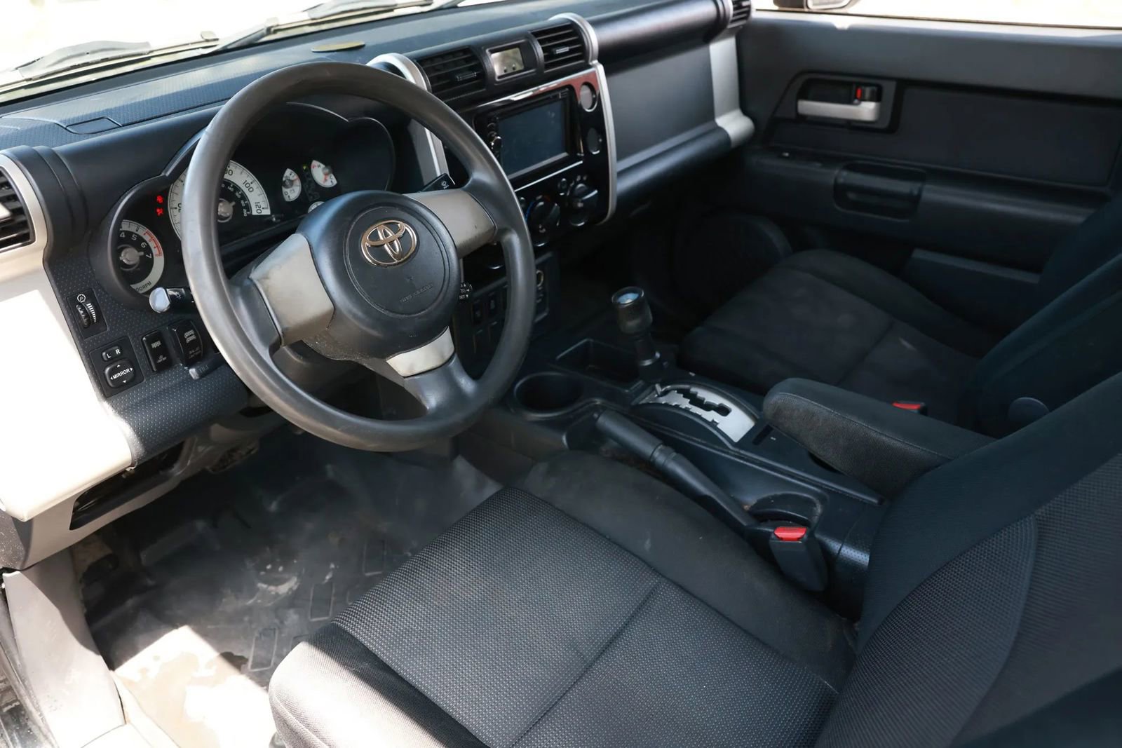 Used 2007 Toyota FJ Cruiser 2WD image 13