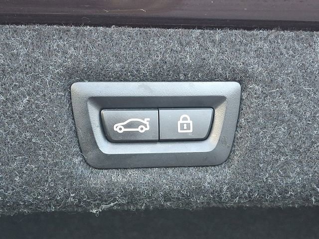 Used 2023 BMW 530i xDrive w/ M Sport Package image 30