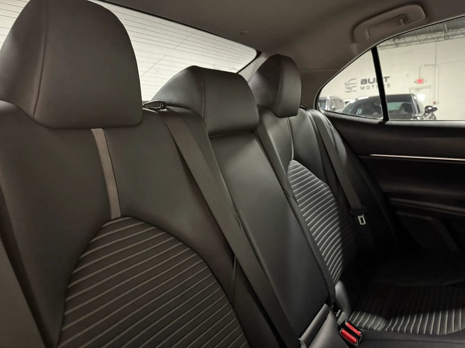 Used 2022 Toyota Camry SE FWD image 53