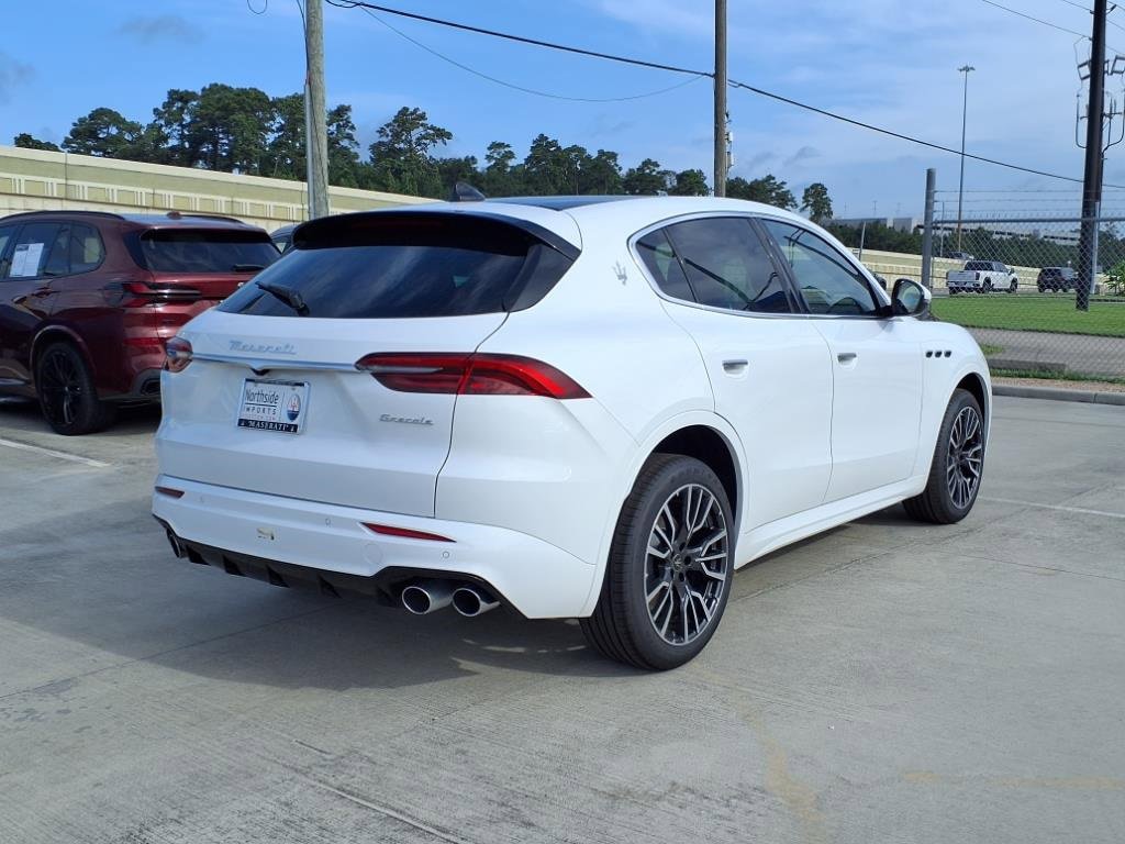 New 2025 Maserati Grecale GT image 6