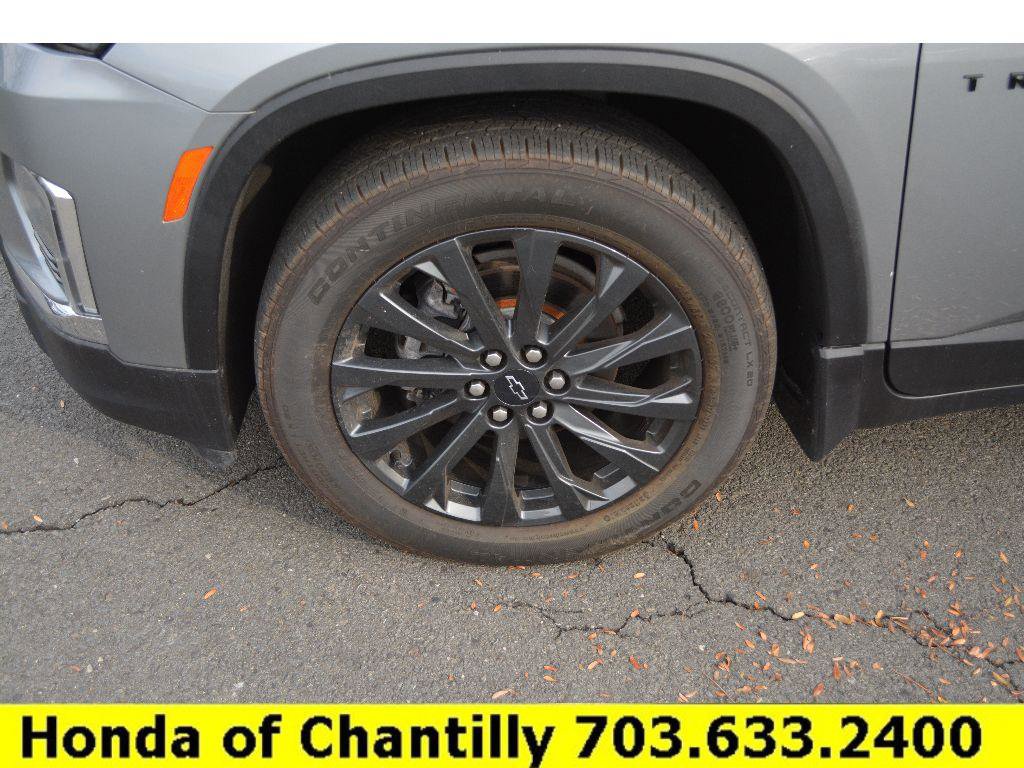 Used 2023 Chevrolet Traverse RS FWD image 31