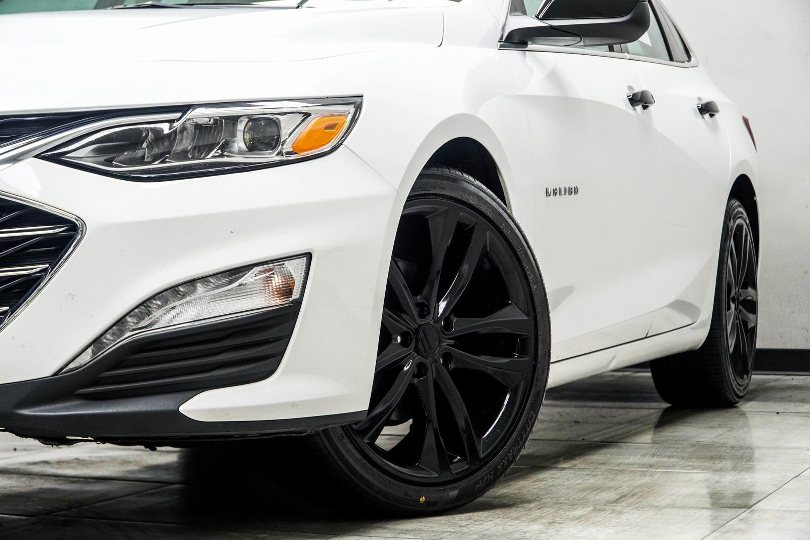 Used 2024 Chevrolet Malibu LT FWD image 3