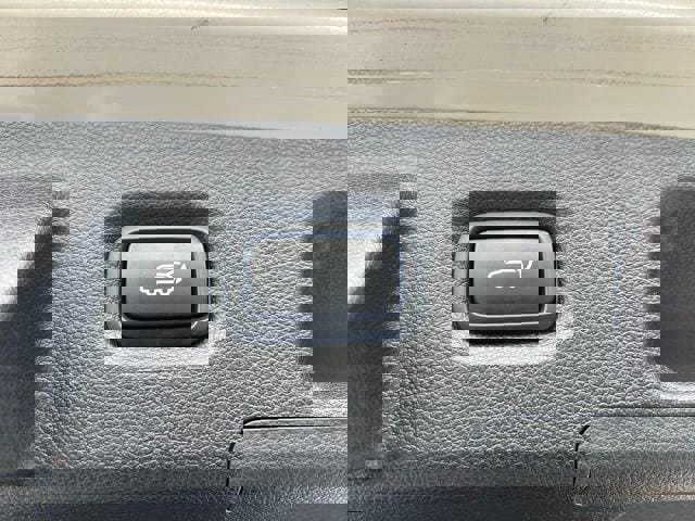 Used 2023 Hyundai Santa Fe Limited image 30