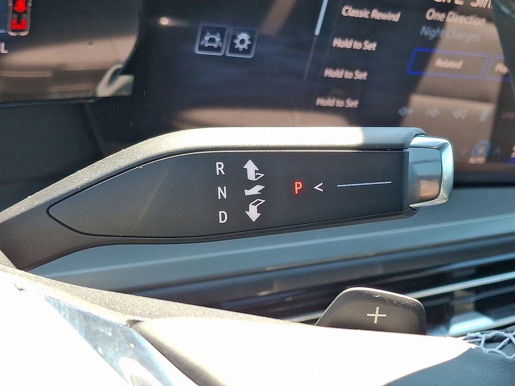New 2025 Chevrolet Traverse LT w/ Sun and Wheel Package image 12