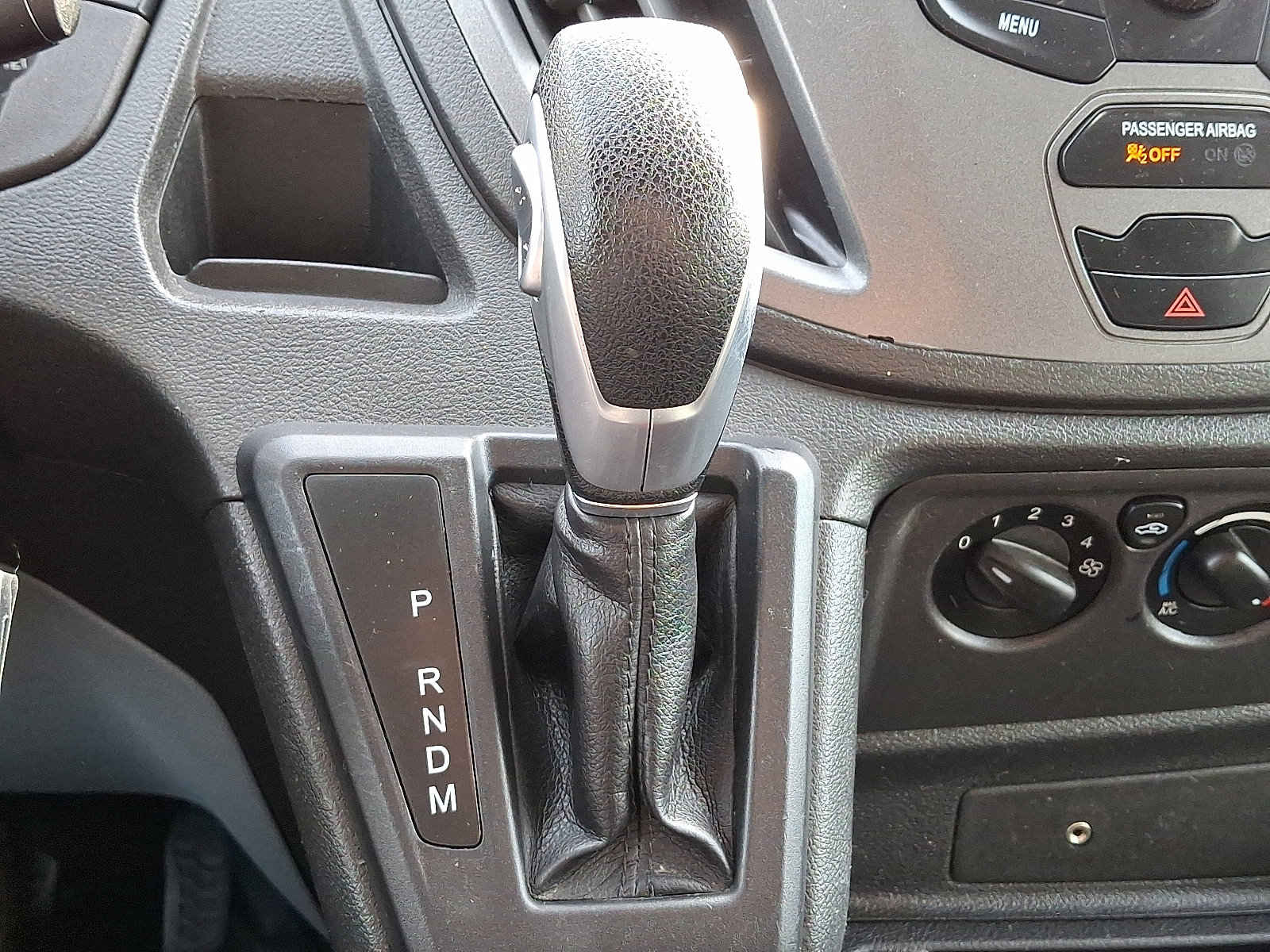 Certified 2019 Ford Transit 250 130 Low Roof w/ Exterior Upgrade Package image 16