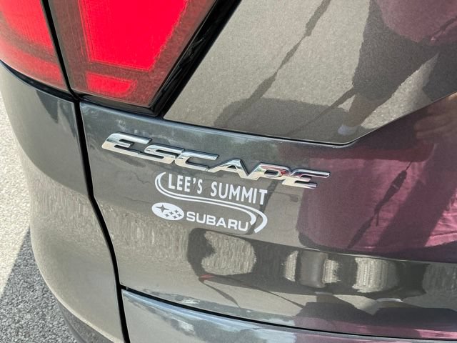 Used 2019 Ford Escape SEL FWD image 6
