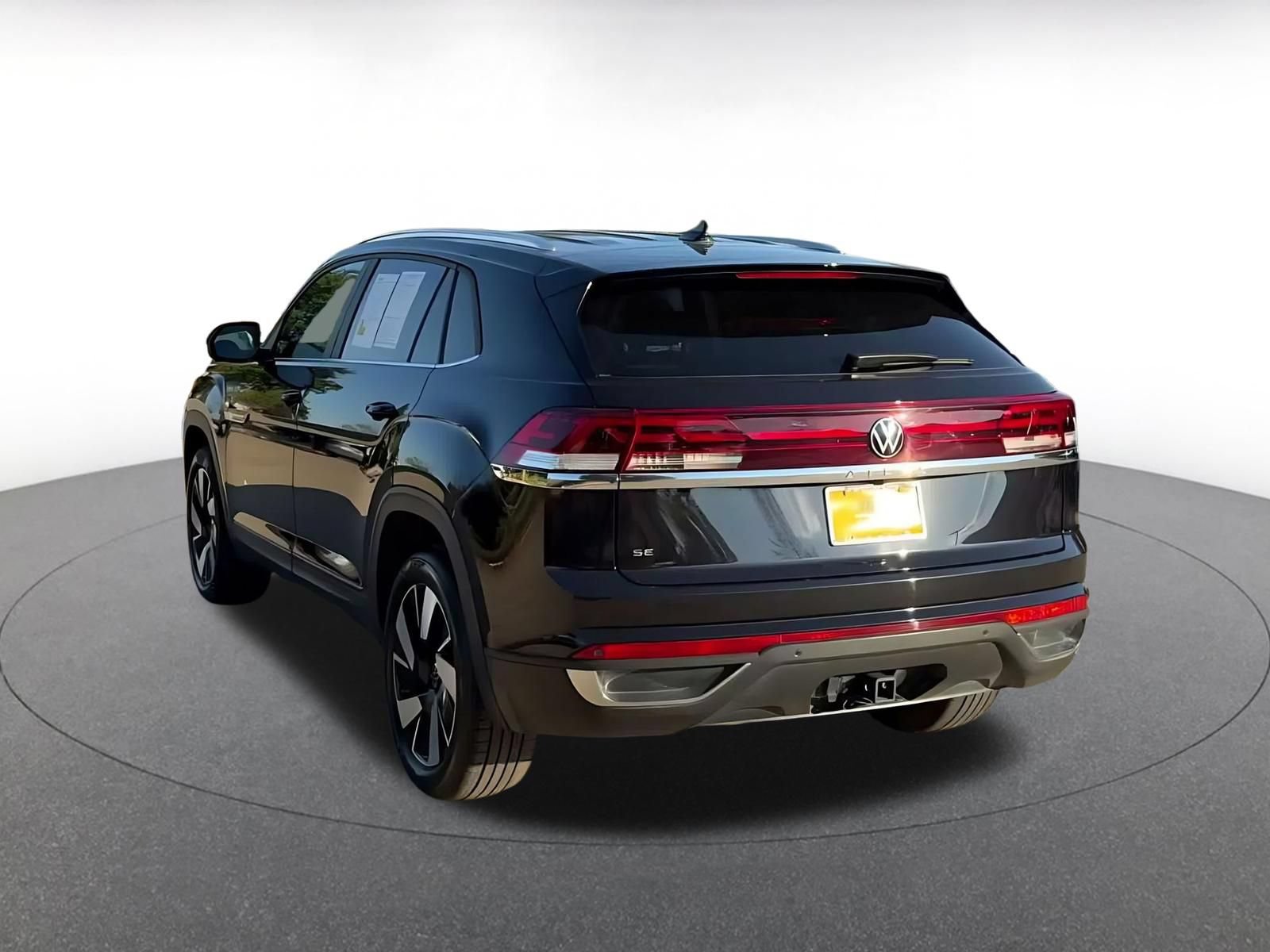 Used 2026 Volkswagen Atlas Cross Sport SE FWD image 10