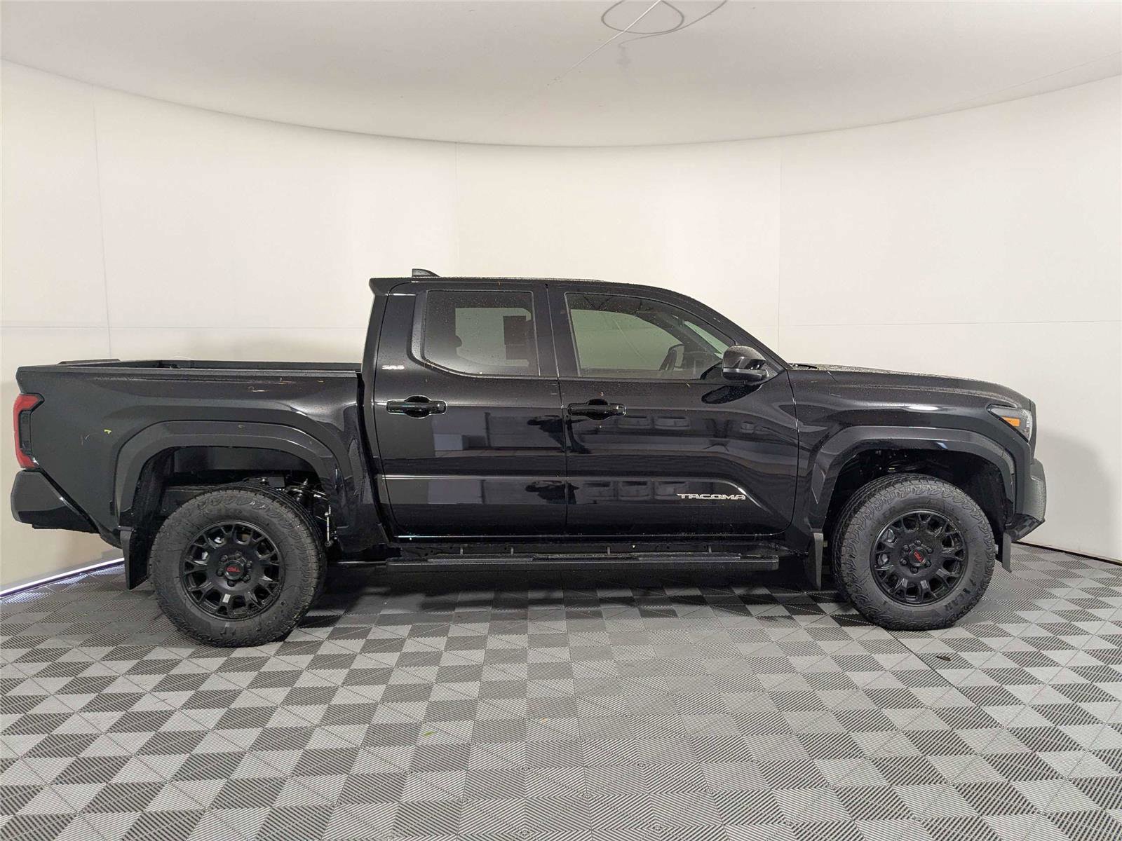 New 2026 Toyota Tacoma SR5 image 4