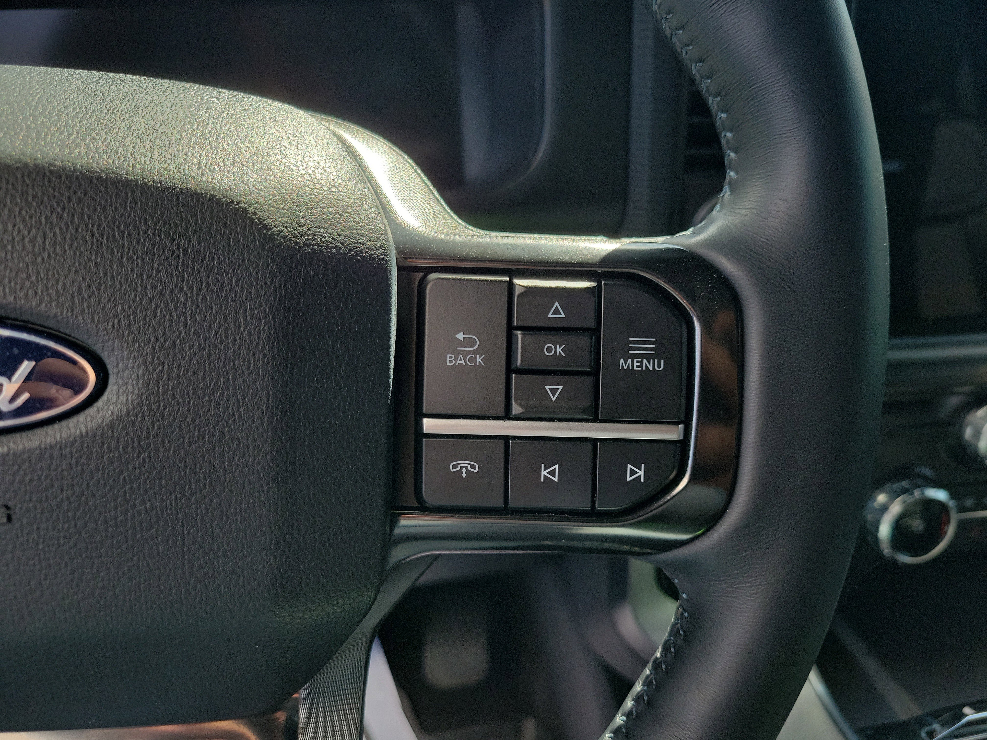 Used 2025 Ford F150 Platinum w/ Equipment Group 702A High image 29