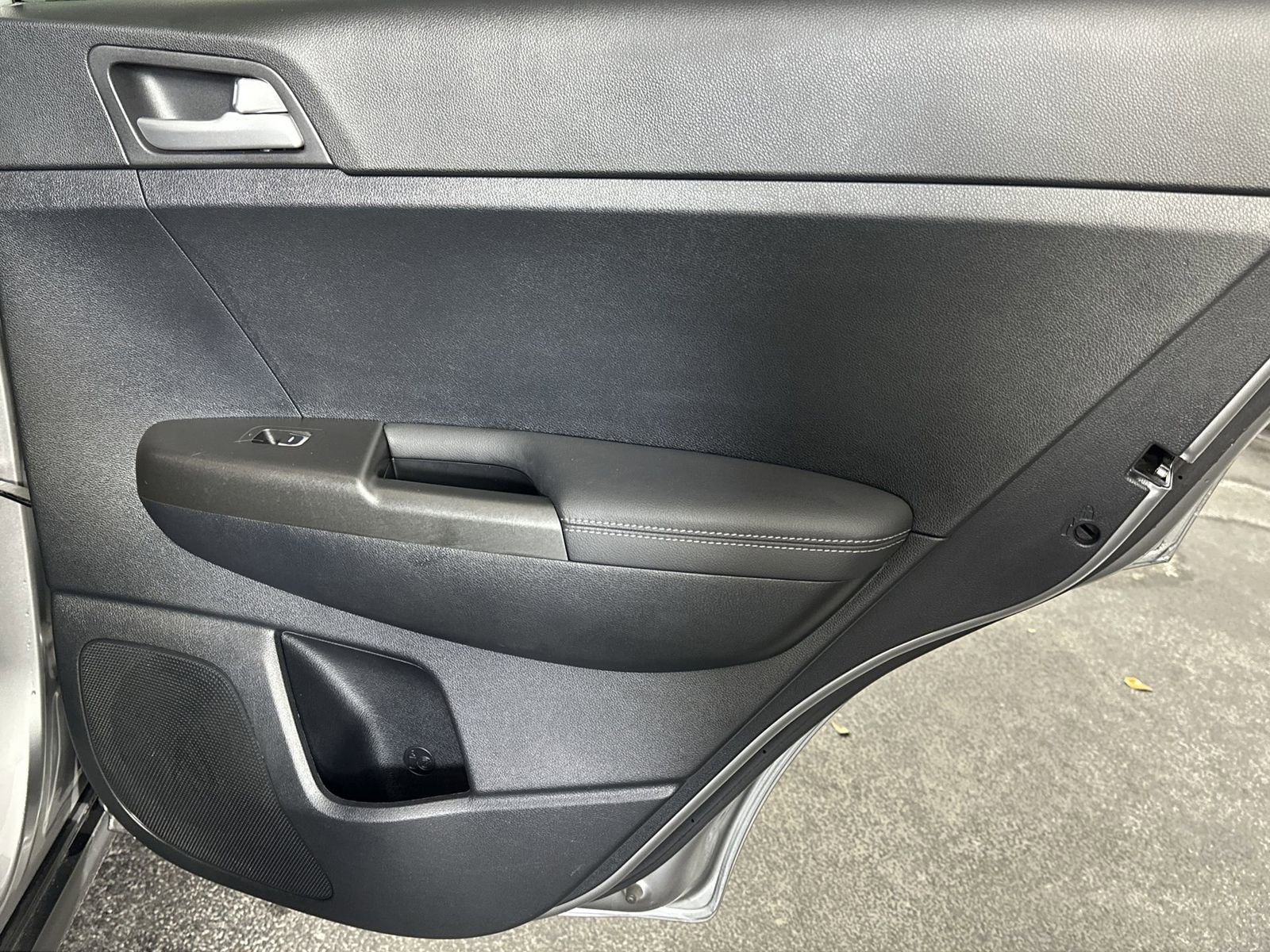 Used 2022 Kia Sportage LX image 35