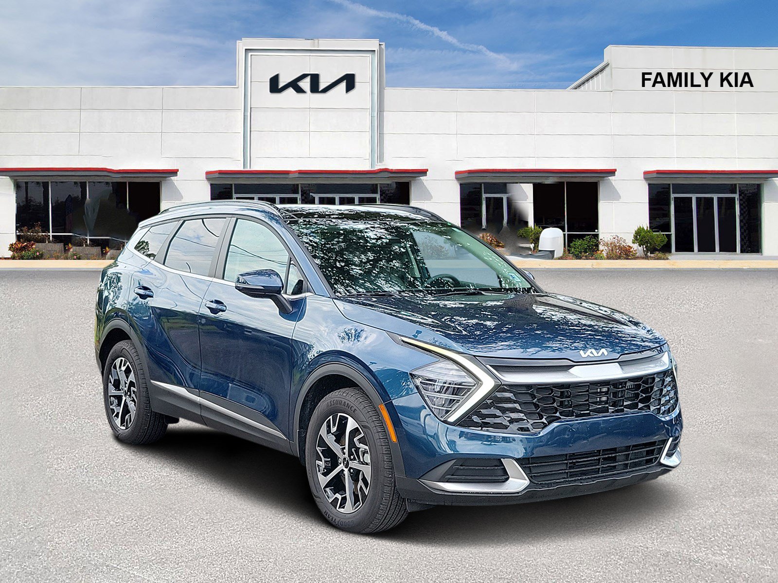 Certified 2025 Kia Sportage EX w/ EX Premium Package