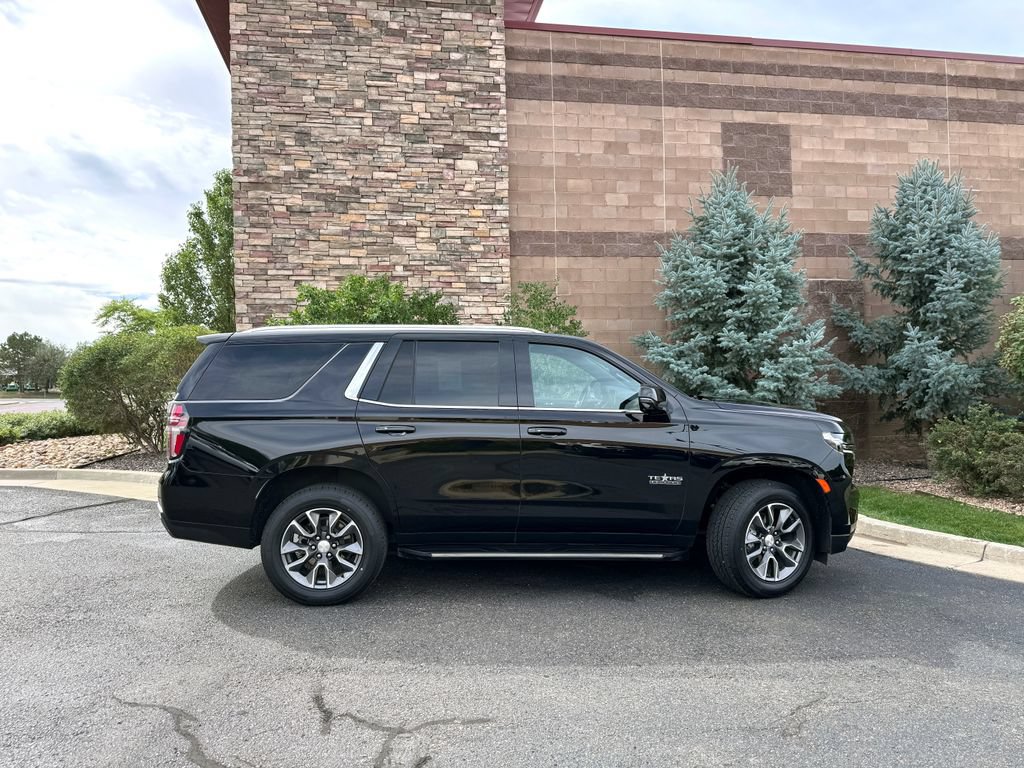 Used 2023 Chevrolet Tahoe LT w/ Luxury Package AWD/4WD image 6