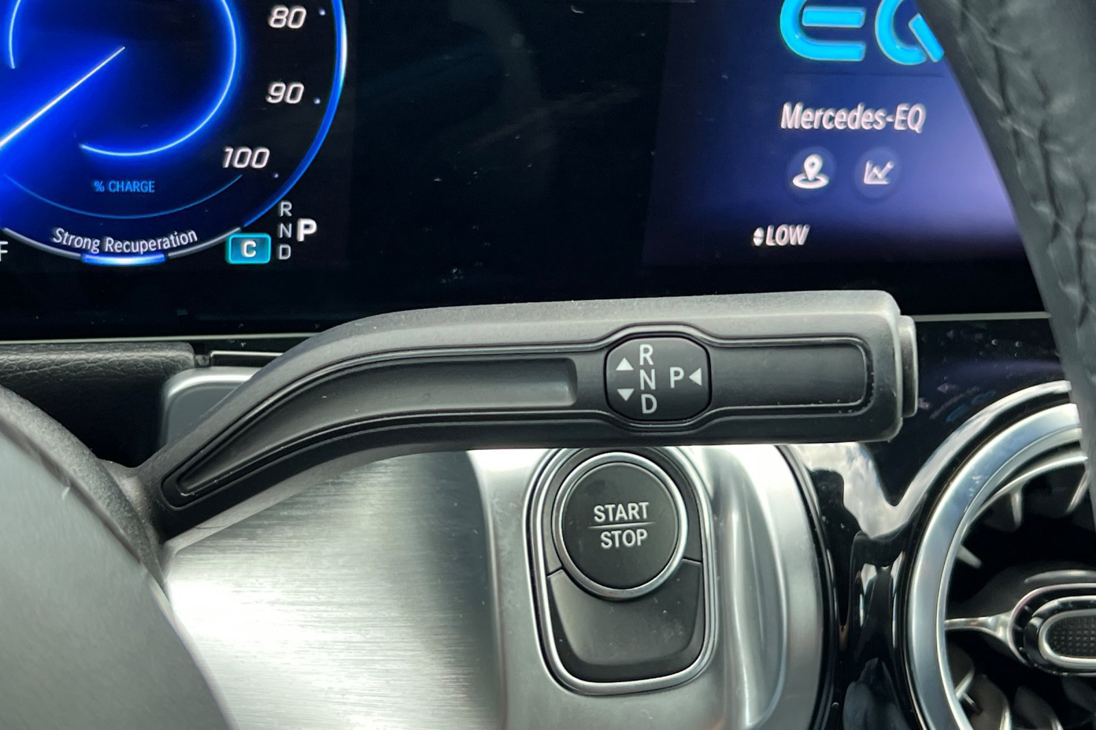 Certified 2024 Mercedes-Benz EQB 250+ image 24