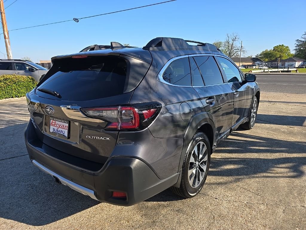 Used 2023 Subaru Outback Limited image 5
